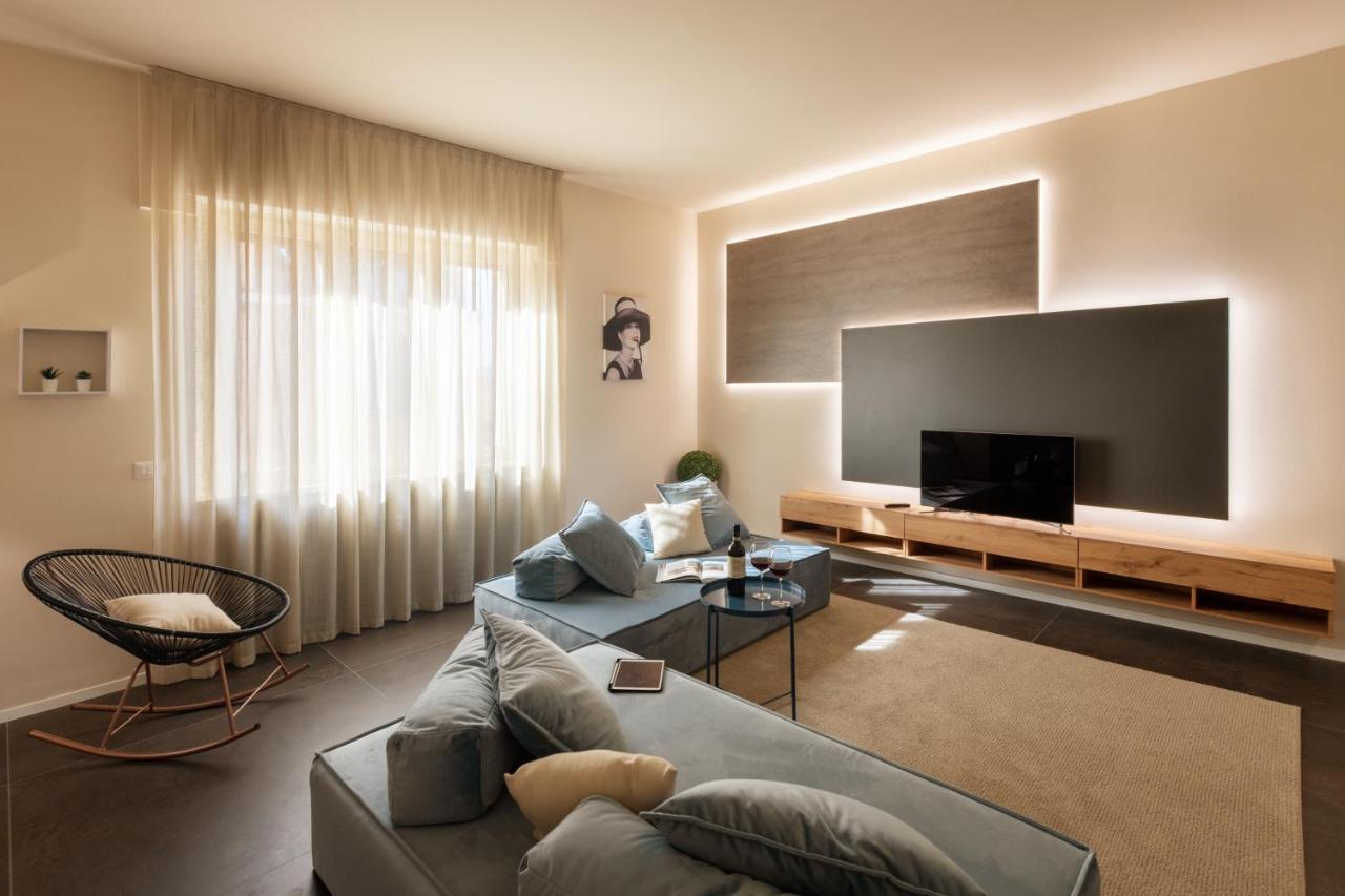 100Towers Deluxe Apartment Alba  Exterior photo